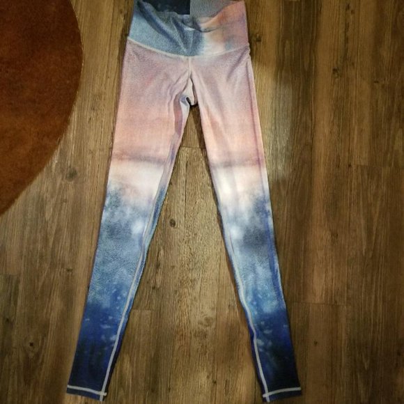 New Niyama Sol Isabella Endless Leggings 1/md left - Picture 4 of 6